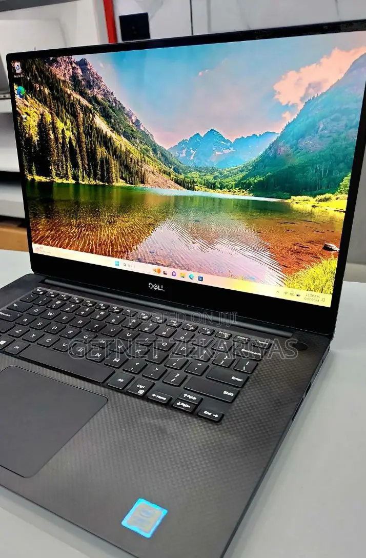 New Laptop Dell XPS 15 16GB Intel Core I7 SSD 512GB