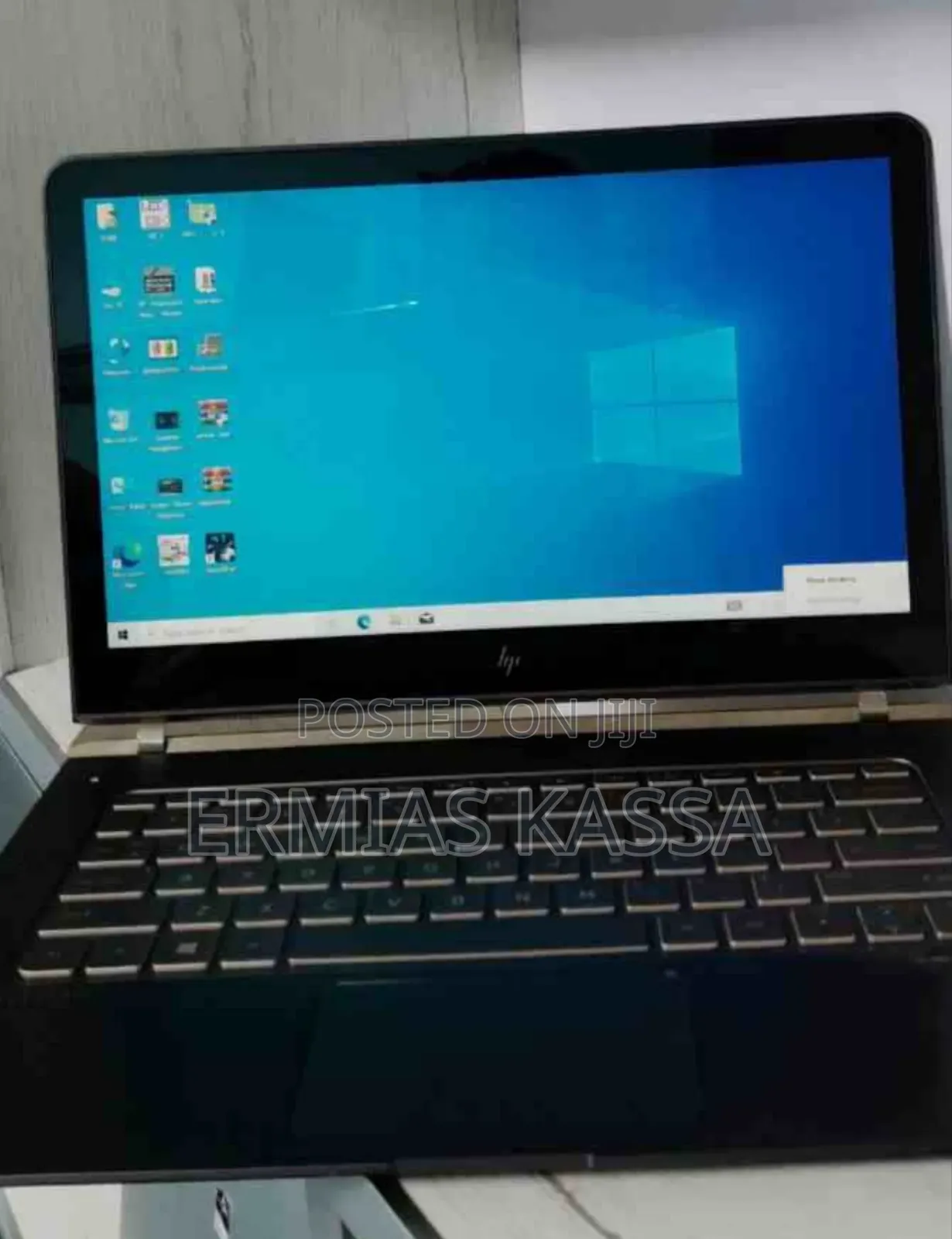 New Laptop HP Spectre 8GB Intel Core I5 SSD 256GB