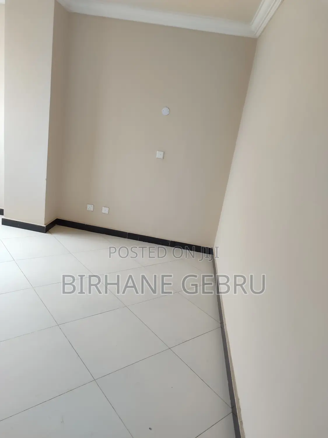 3 Bedroom Luxury Apartument Rent