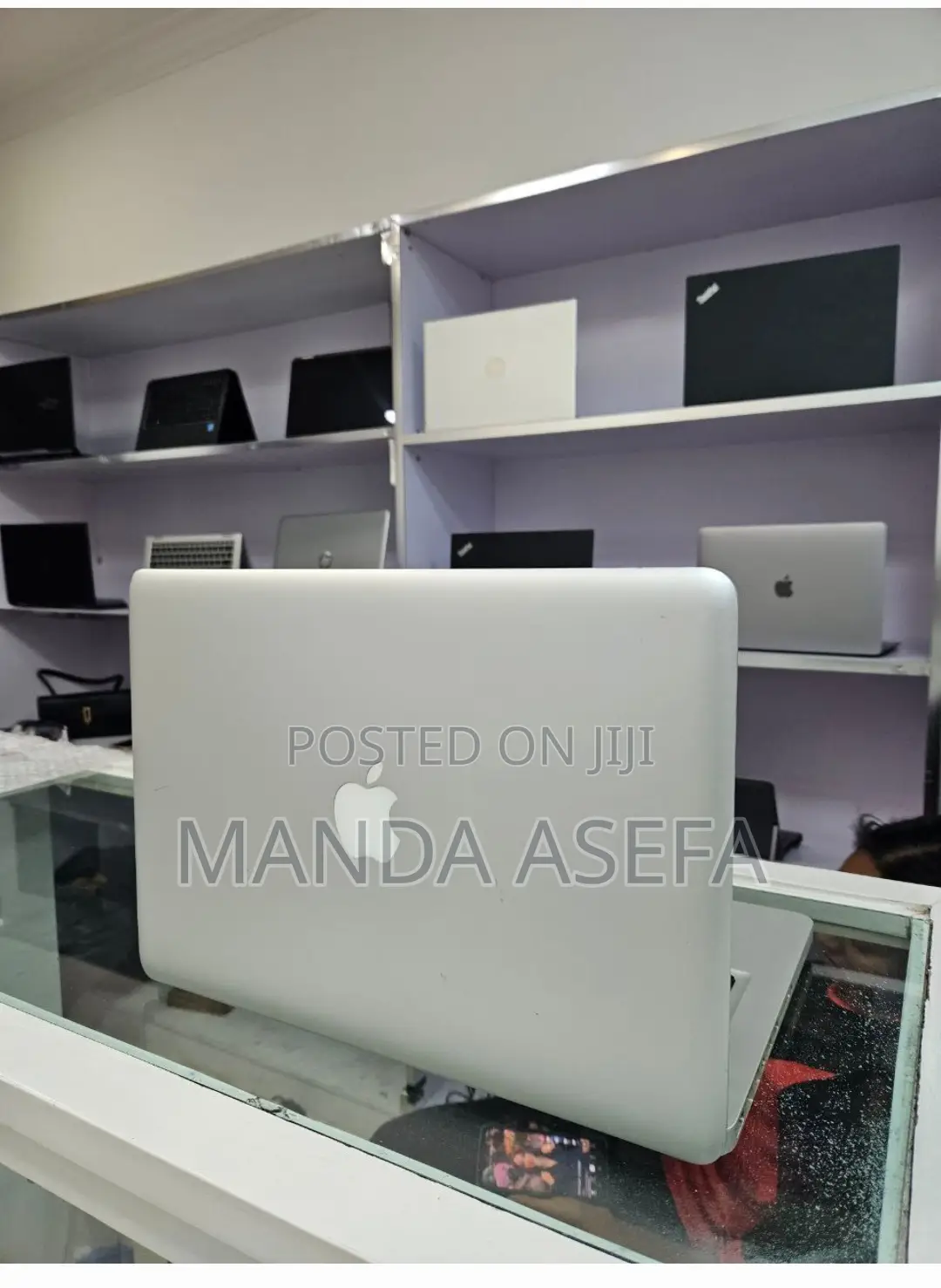 New Laptop Apple MacBook Pro 4GB Intel Core I5 HDD 500GB