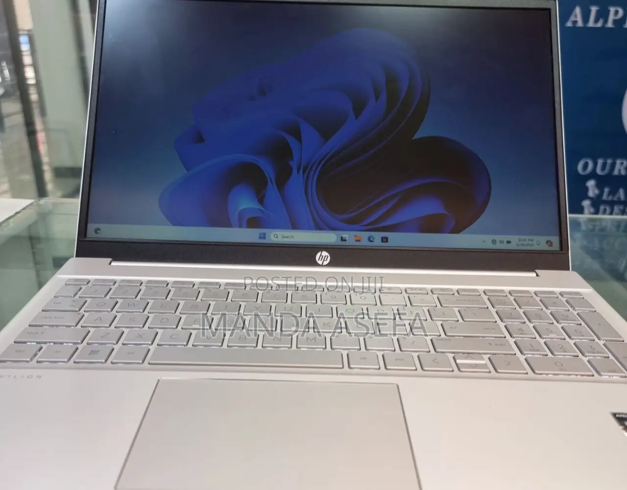 New Laptop HP Pavilion 15 8GB AMD Ryzen 5 SSD 512GB