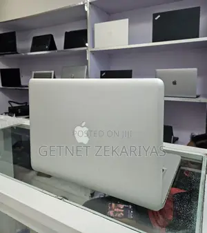 Photo - New Laptop Apple MacBook Pro 2012 4GB Intel Core I5 HDD 500GB