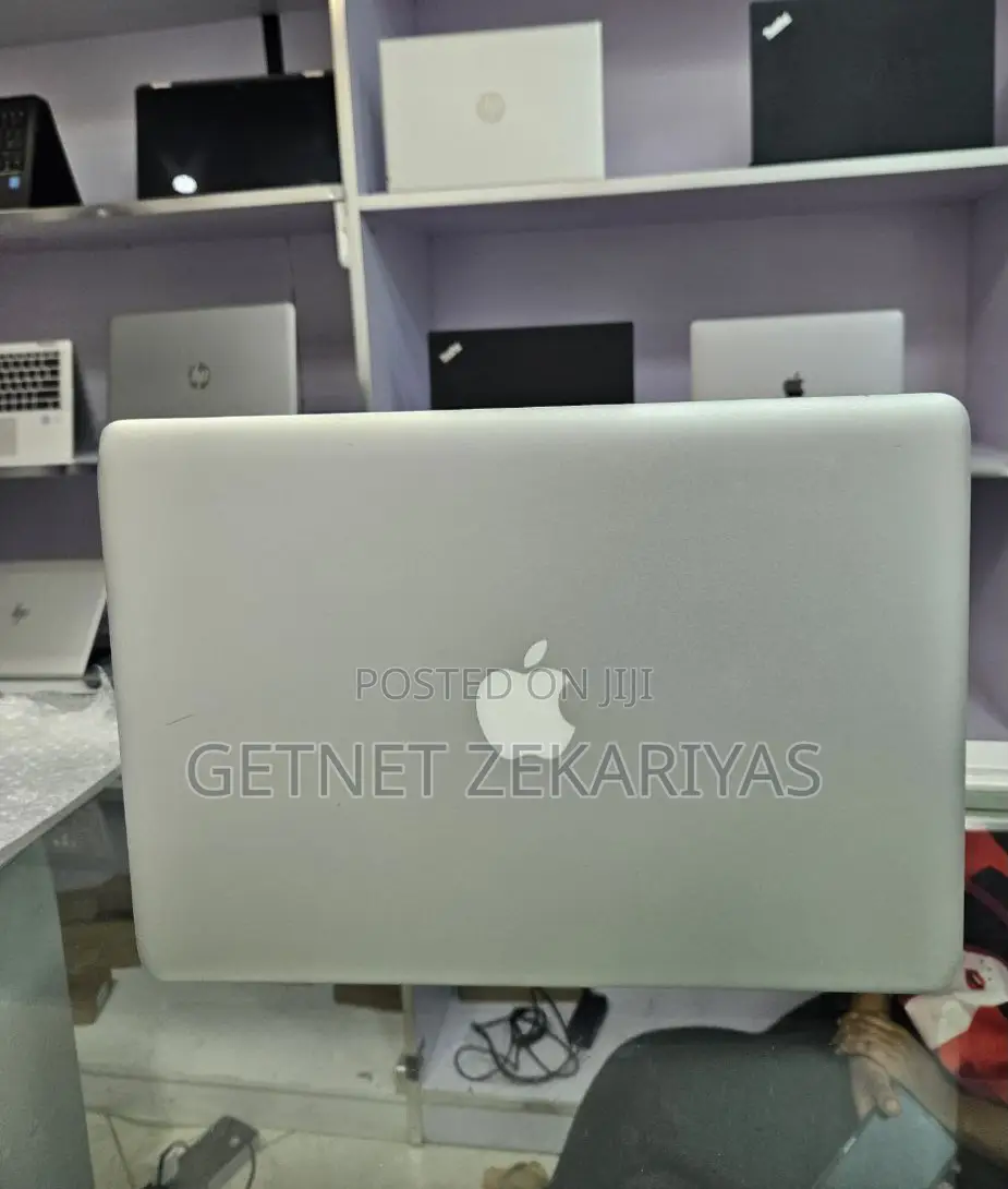 New Laptop Apple MacBook Pro 2012 4GB Intel Core I5 HDD 500GB