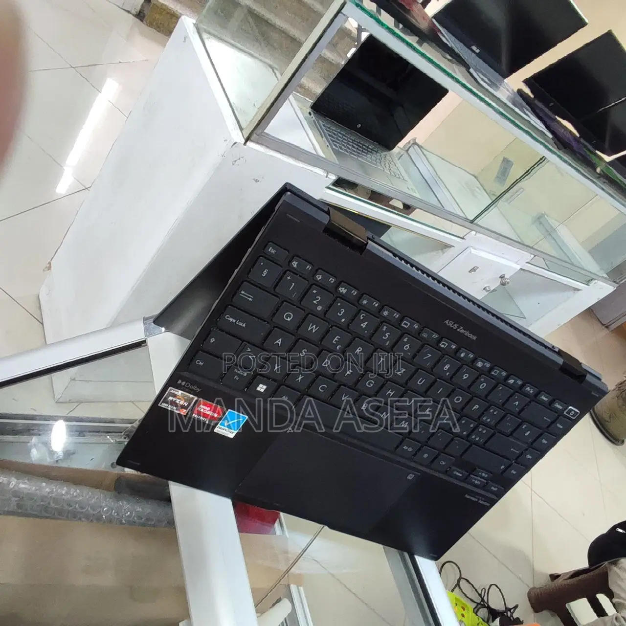 New Laptop Asus 16GB AMD Ryzen 7 SSD 1T