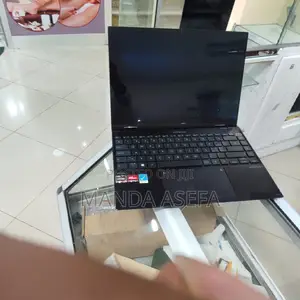 New Laptop Asus 16GB AMD Ryzen 7 SSD 1T