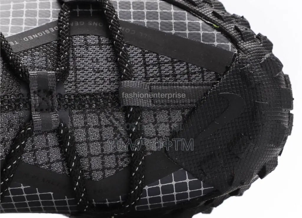 Original Nike ACG Mountain Fly Low SE Shoes