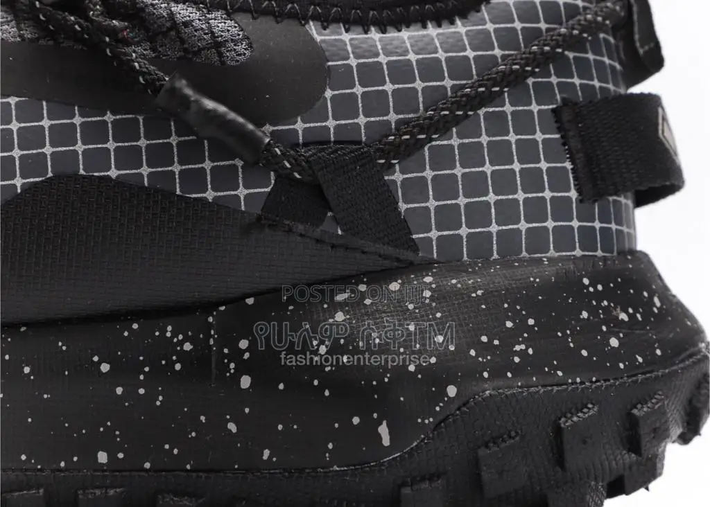 Original Nike ACG Mountain Fly Low SE Shoes