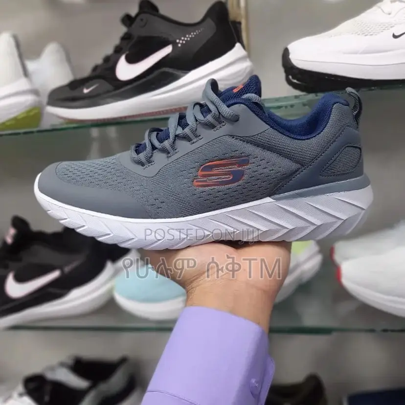 Original Skechers Decodus Comforter Shoes