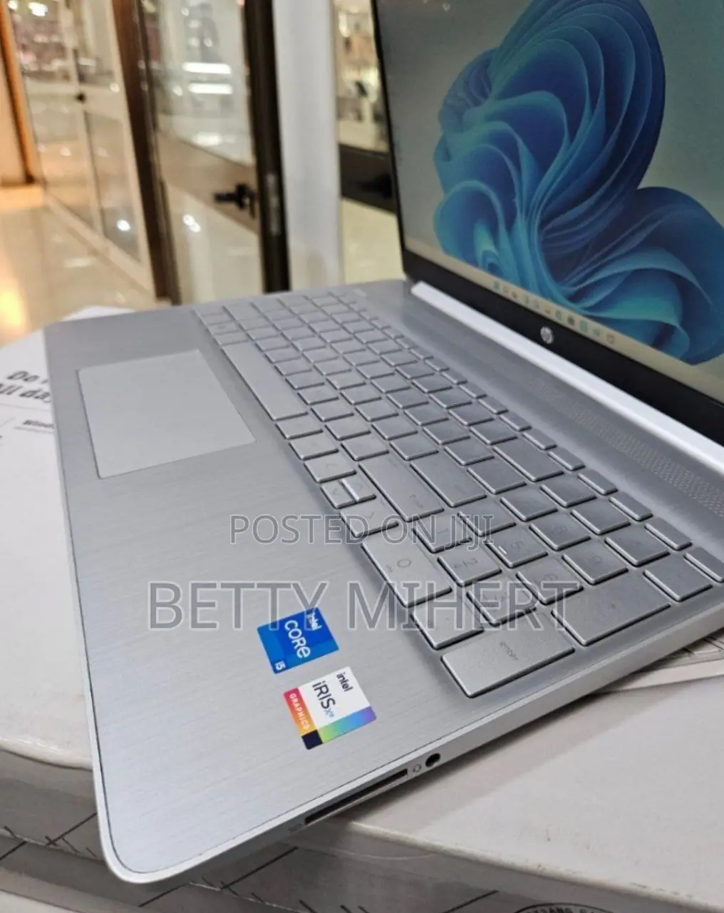 New Laptop HP Stream Notebook 8GB Intel Core I5 SSD 512GB