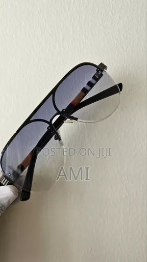 Burberry Shades #Unisex