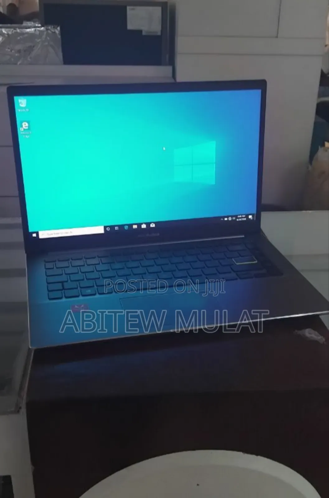 New Laptop Asus Vivobook E410M 8GB AMD Ryzen 3 SSD 256GB