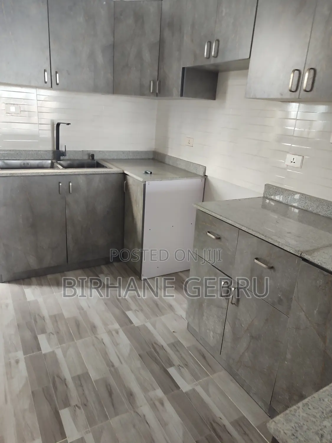 2bedroom Luxury Apartiment Rent
