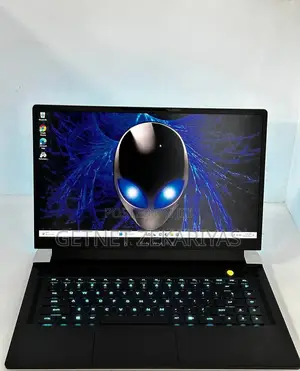 New Laptop Alienware M17x R2 32GB Intel Core I7 SSD 1T