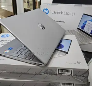 New Laptop HP Stream Notebook 8GB Intel Core I5 SSD 256GB