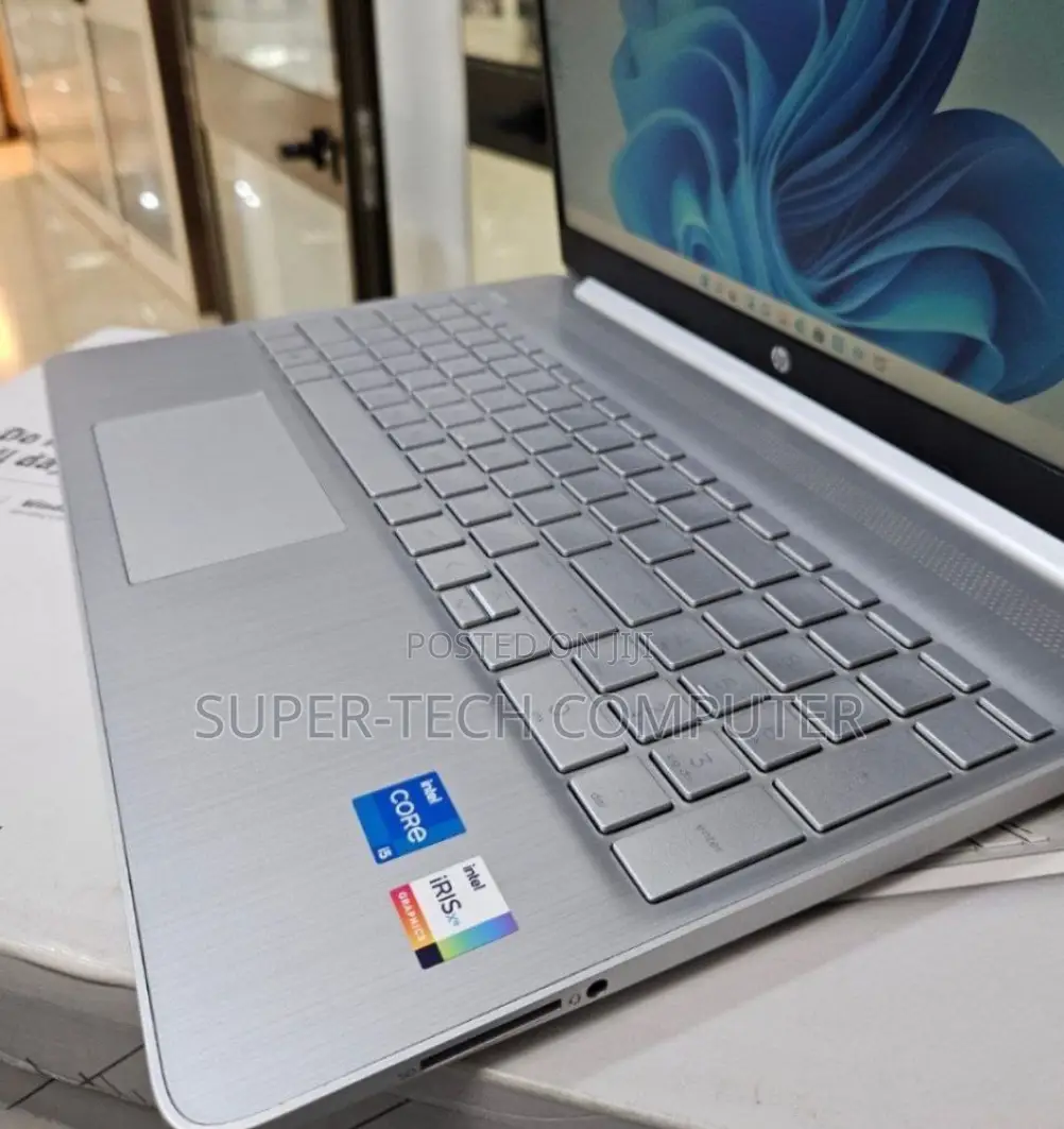 New Laptop HP Stream Notebook 8GB Intel Core I5 SSD 256GB