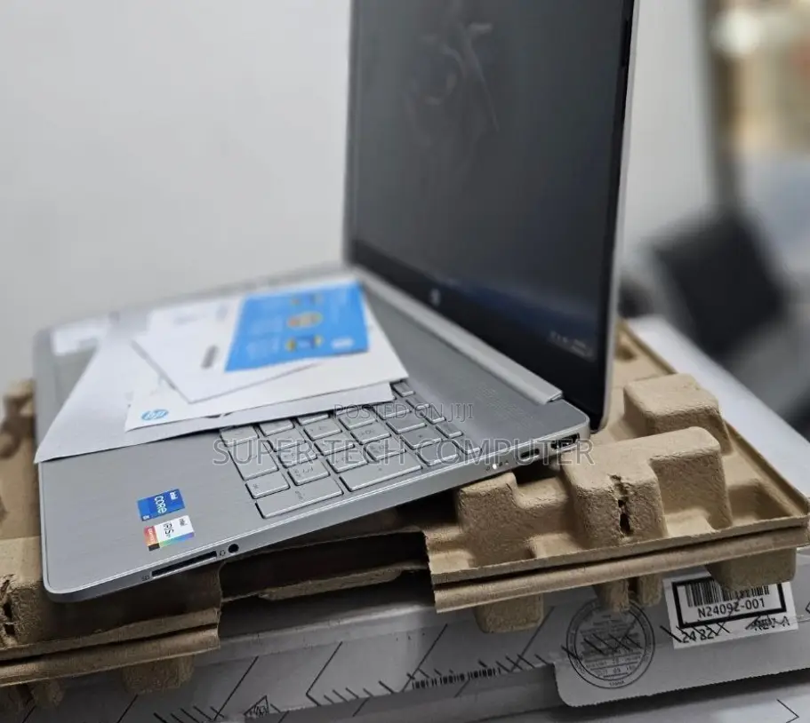 New Laptop HP Stream Notebook 8GB Intel Core I5 SSD 256GB