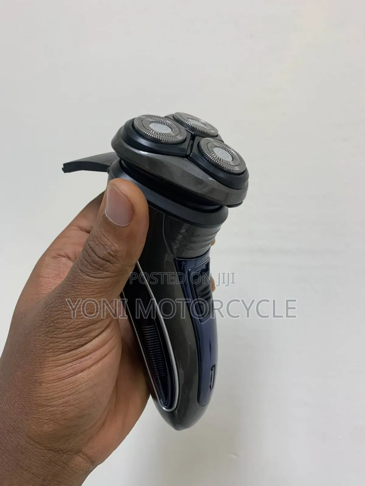 PHILIPS Shaver 1000 Fresh