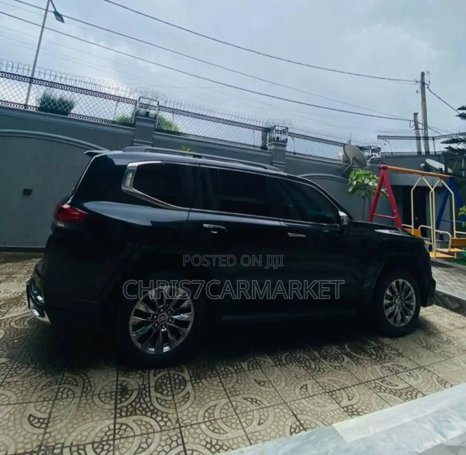 Toyota Land Cruiser 2023 Black