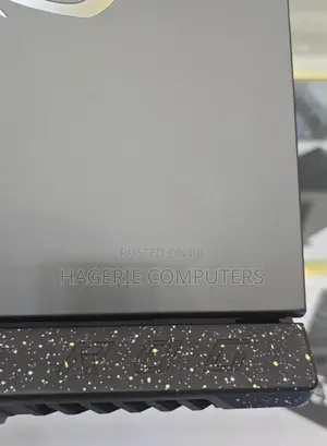 New Laptop Asus ROG Strix G17 32GB AMD Ryzen 9 SSD 1T