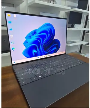 New Laptop Dell XPS 13 32GB Intel Core I7 SSD 1T