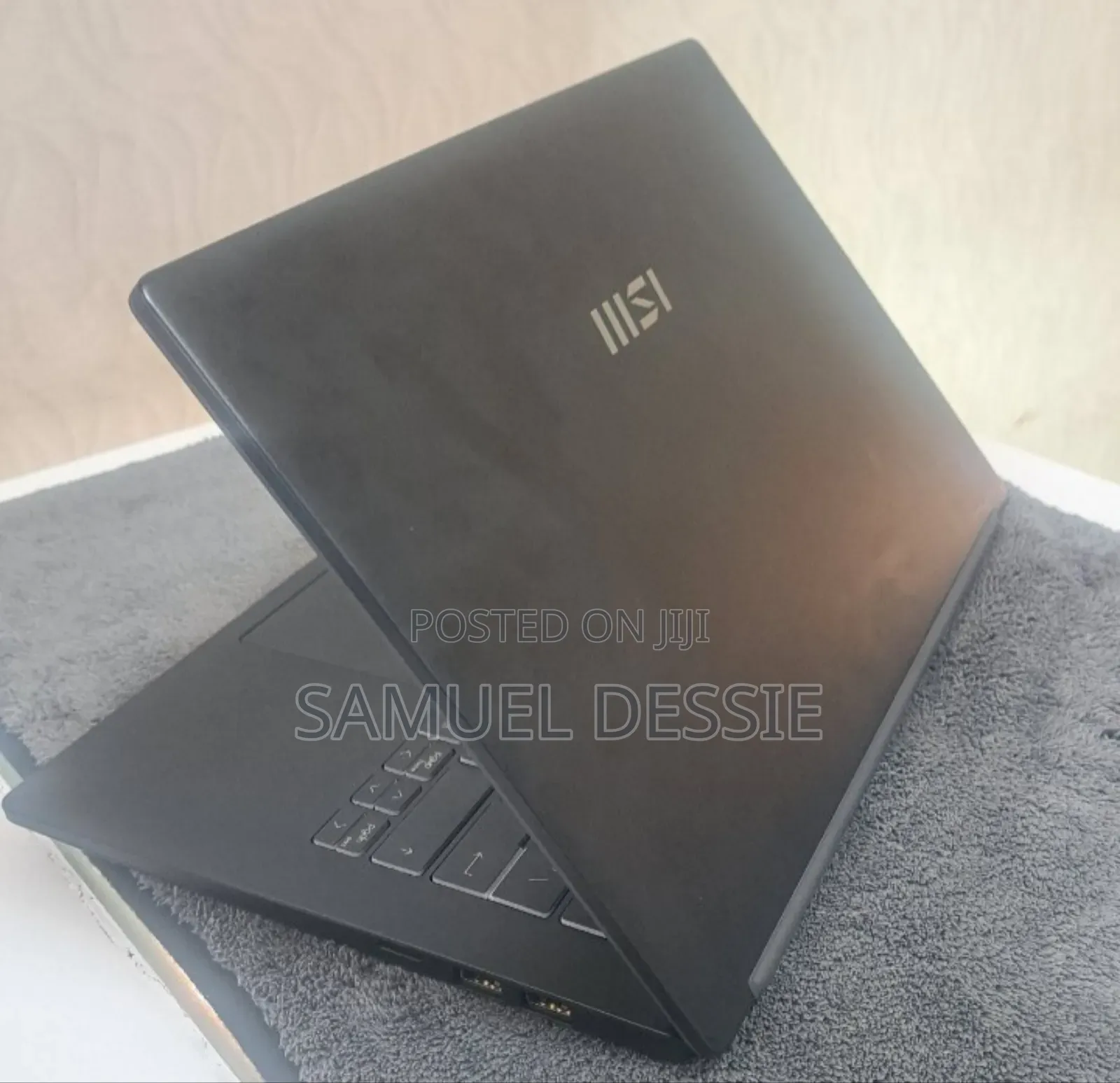 New Laptop MSI 8GB Intel Core I3 SSD 256GB