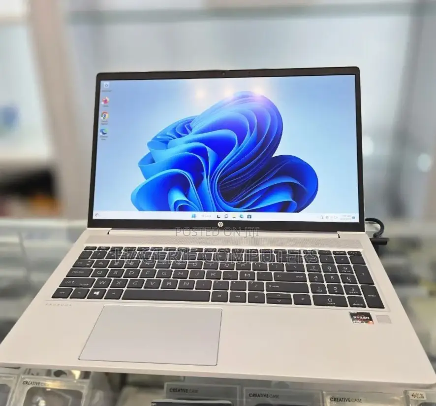 New Laptop HP ProBook 650 8GB AMD Ryzen 5 SSD 256GB