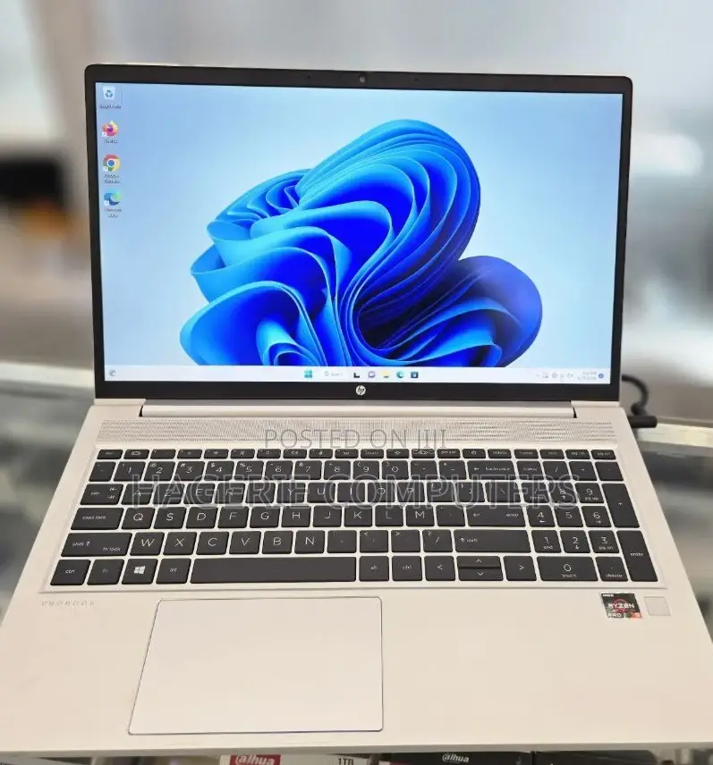 New Laptop HP ProBook 650 8GB AMD Ryzen 5 SSD 256GB