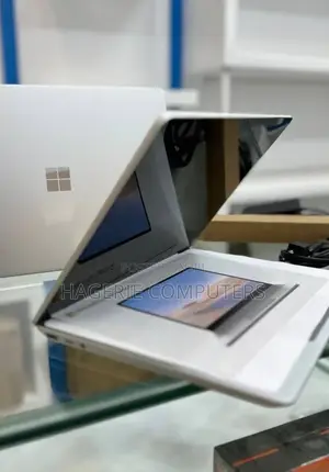 New Laptop Microsoft Surface 16GB Intel Core I5 SSD 512GB