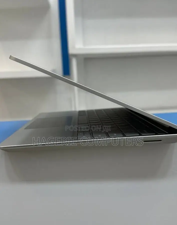 New Laptop Microsoft Surface 16GB Intel Core I5 SSD 512GB