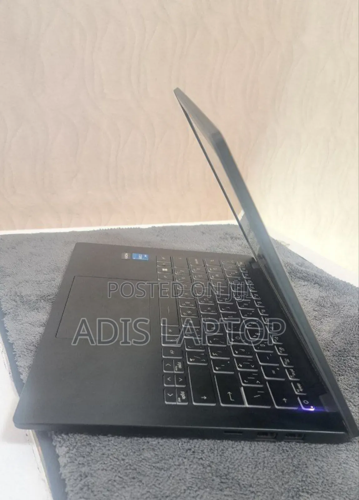 New Laptop MSI Pulse GL66 8GB Intel Core I3 SSD 256GB