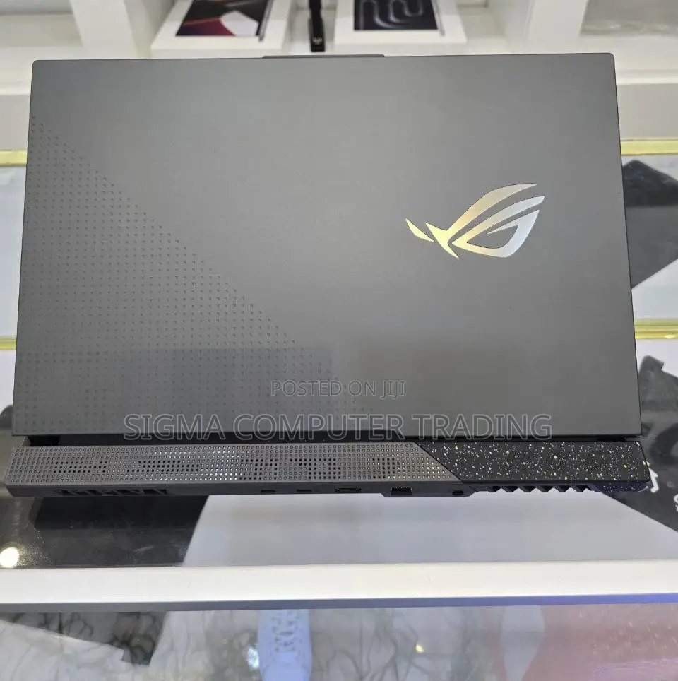 New Laptop Asus ROG Strix G15 32GB AMD Ryzen 9 SSD 1T