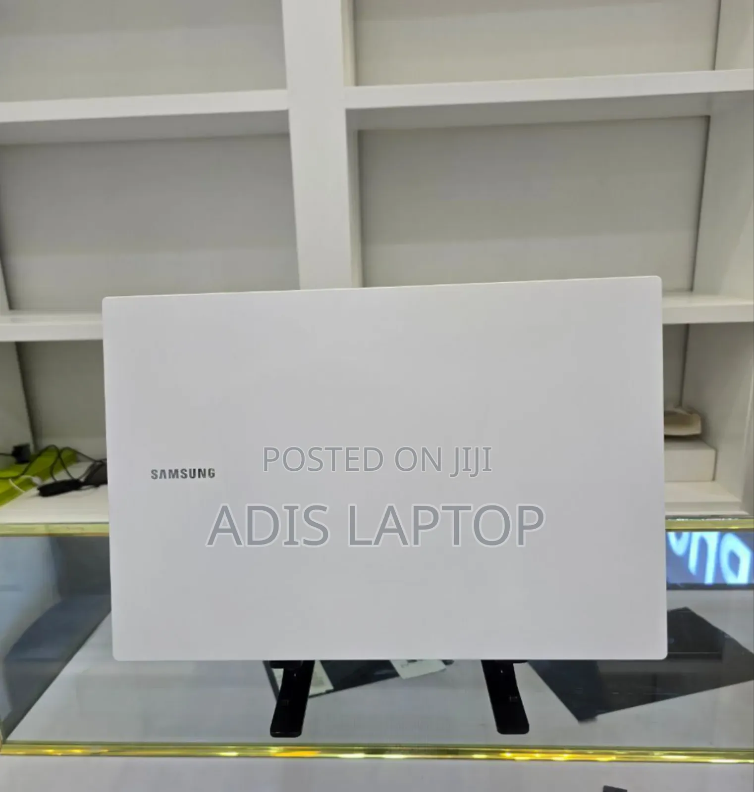 New Laptop Samsung Galaxy Book 2 8GB Intel Core I5 SSD 1T