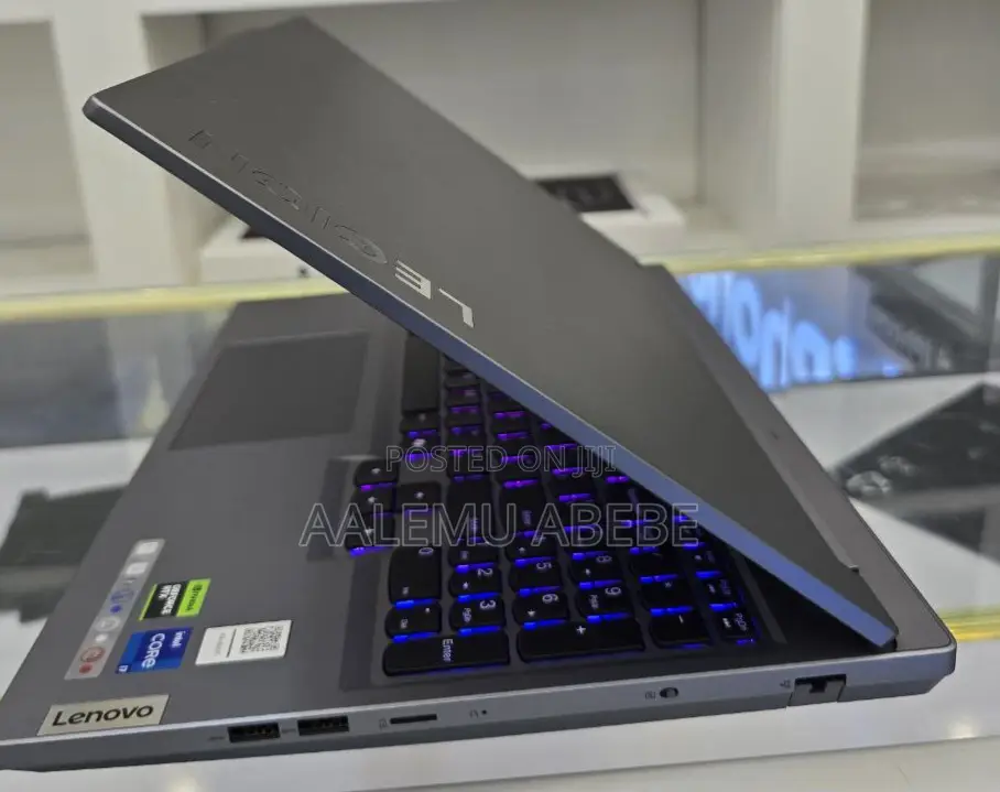 New Laptop Lenovo Legion 7 16GB Intel Core I7 SSD 1T