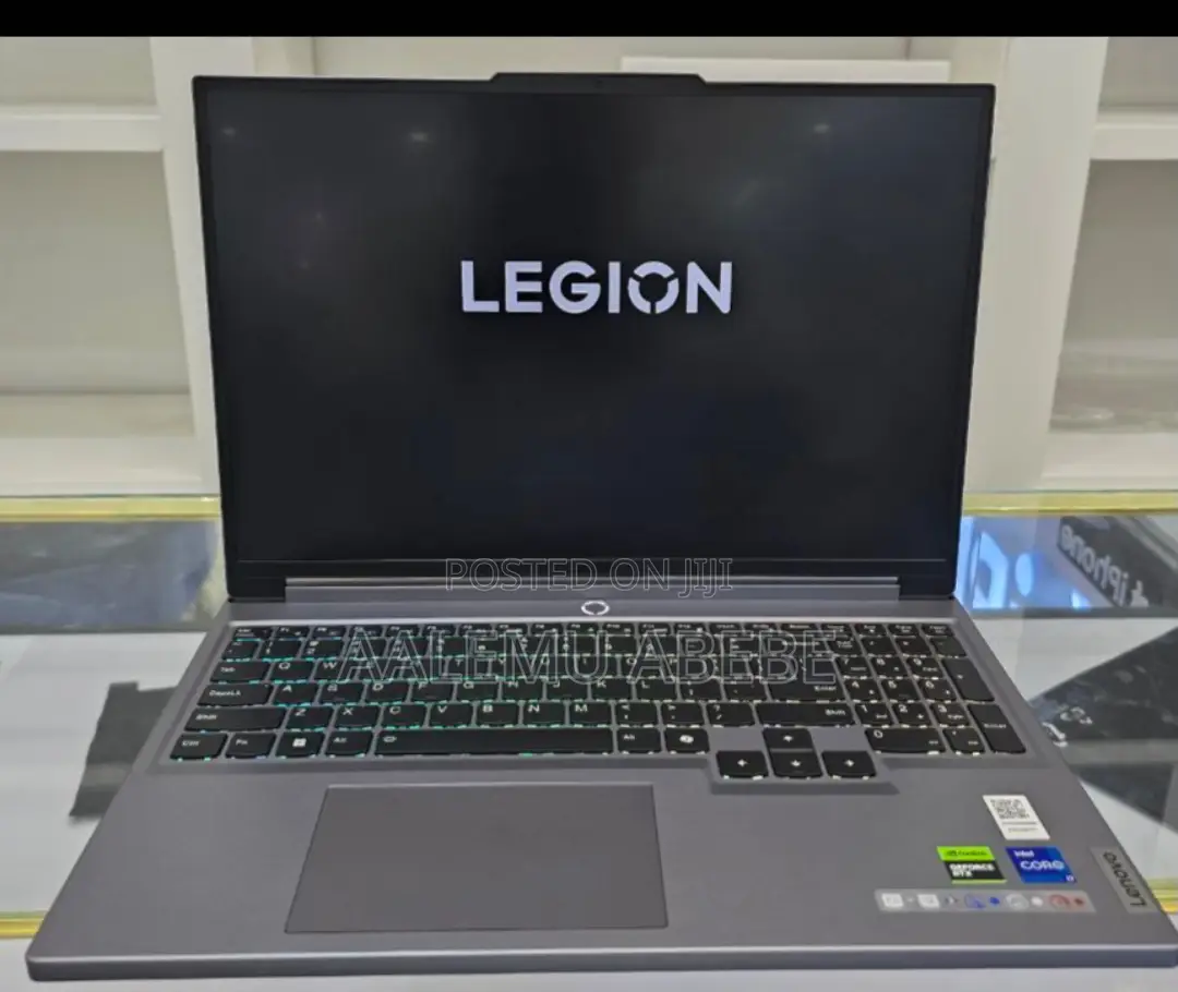 New Laptop Lenovo Legion 7 16GB Intel Core I7 SSD 1T