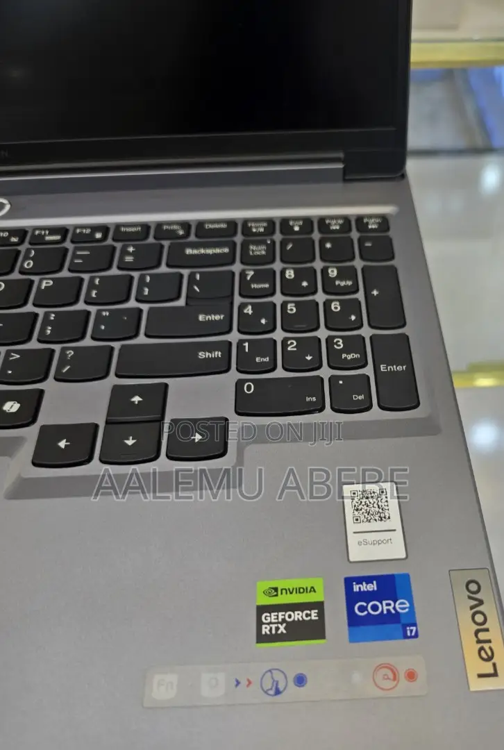 New Laptop Lenovo Legion 7 16GB Intel Core I7 SSD 1T