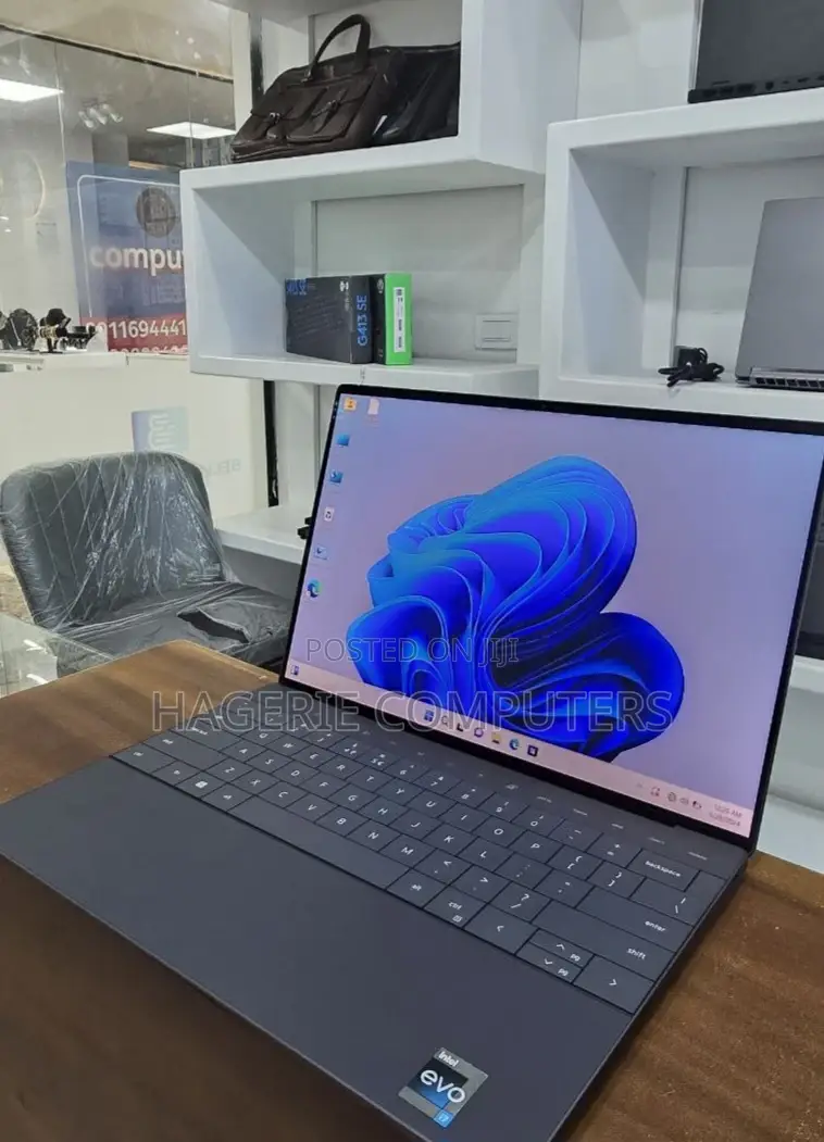 New Laptop Dell XPS 13 32GB Intel Core I7 SSD 1T