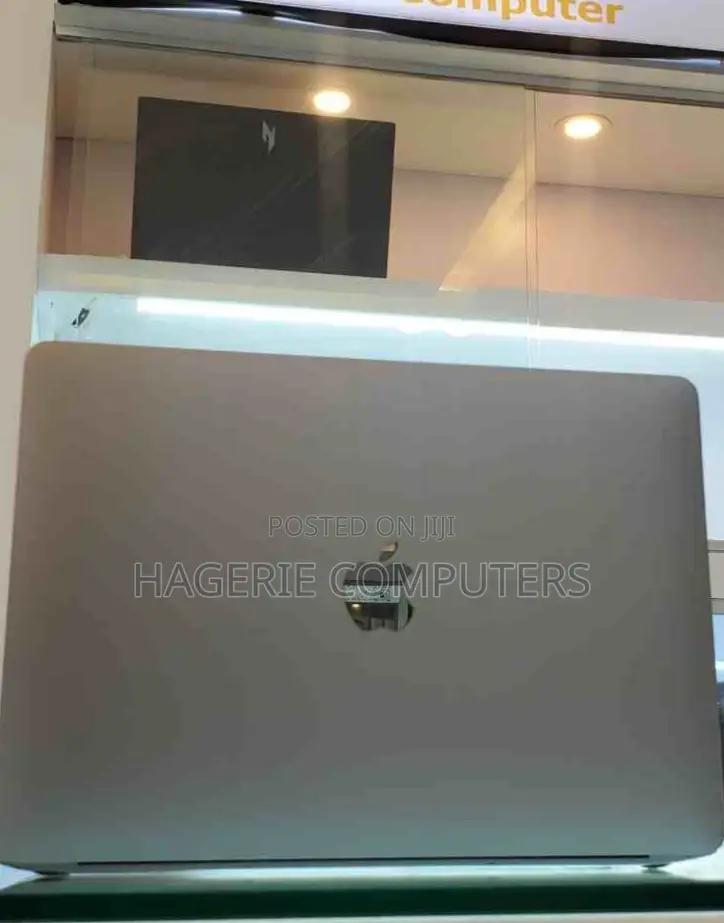 New Laptop Apple MacBook Air 2020 M1 8GB Apple M1 SSD 256GB