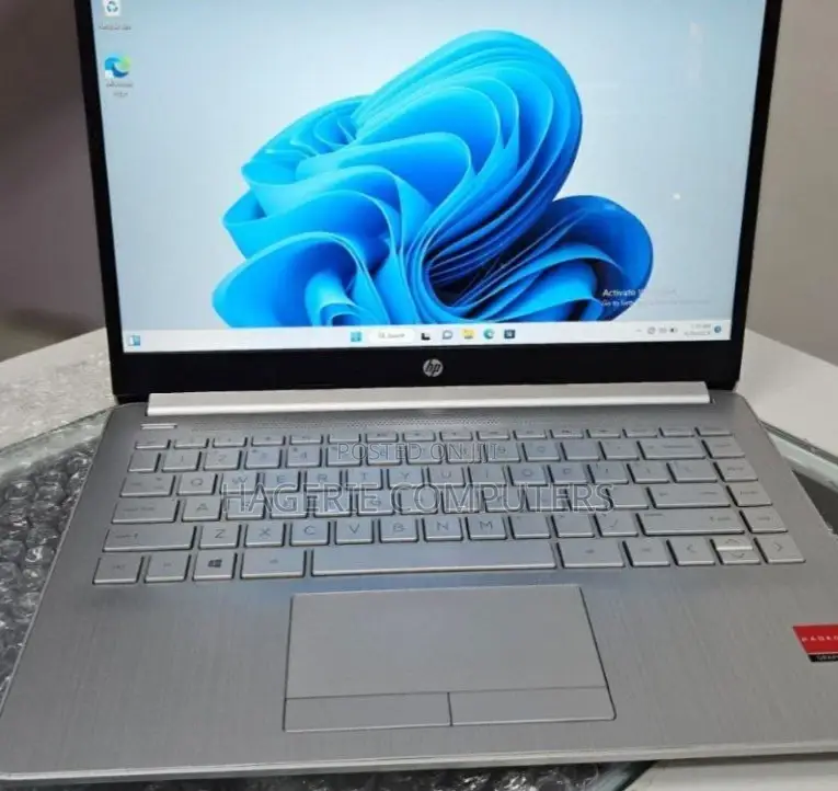 New Laptop HP 8GB Intel Core I5 HDD 1T