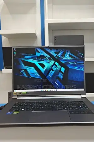 New Laptop Acer Predator Triton 500 SE 16GB Intel Core I7 SSD 2T