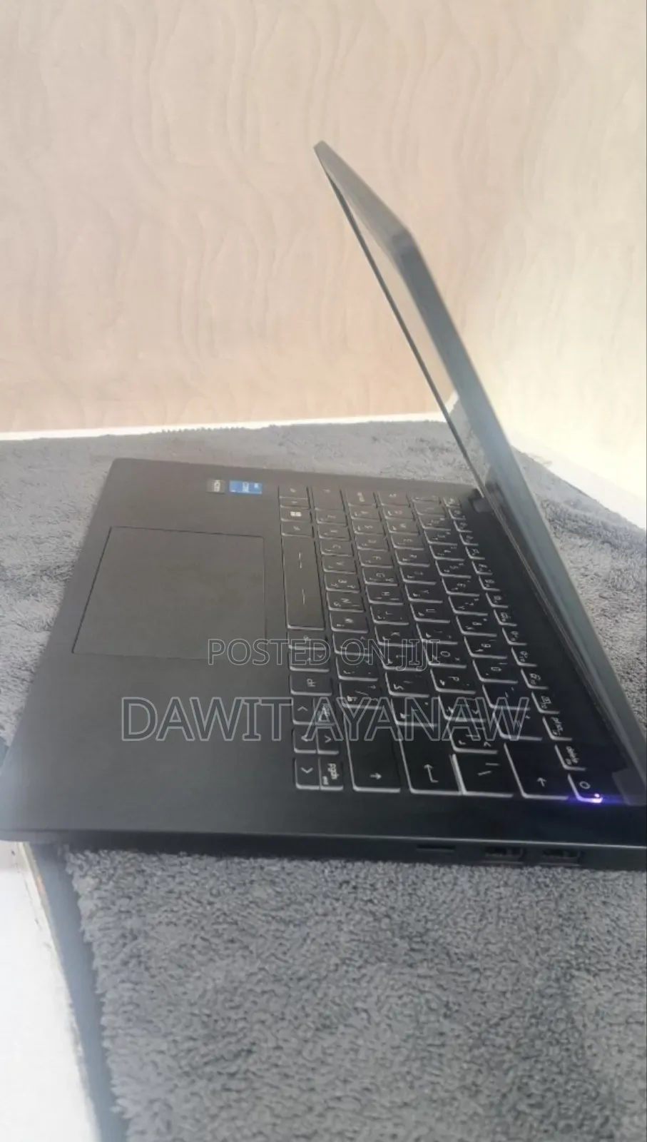 New Laptop MSI 8GB Intel Core I3 SSD 256GB