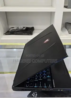 New Laptop MSI GS63 7RD Stealth 16GB Intel Core I7 HDD+SSD 1.5T