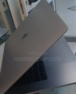 New Laptop Apple MacBook Air 2019 8GB Intel Core I5 SSD 256GB