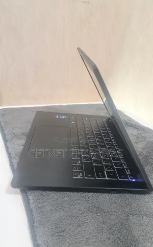 New Laptop MSI CR600 8GB Intel Core I3 SSD 256GB