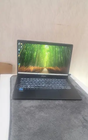 New Laptop MSI CR600 8GB Intel Core I3 SSD 256GB