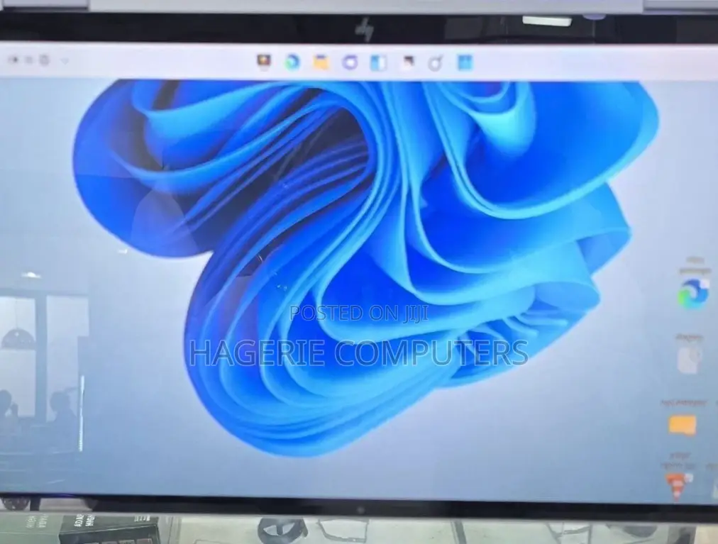 New Laptop HP EliteBook X360 1040 G7 16GB Intel Core I7 SSD 512GB