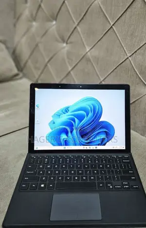 New Laptop Dell Latitude 10 8GB Intel Core I3 SSD 256GB