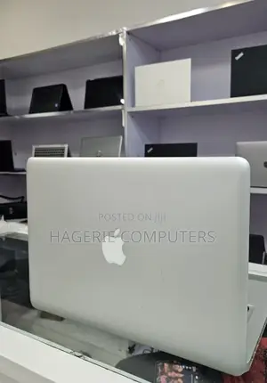 Photo - New Laptop Apple MacBook Pro 2012 4GB Intel Core I5 HDD 500GB