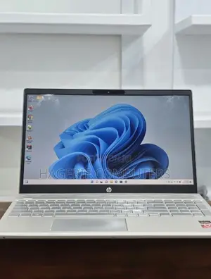 New Laptop HP Pavilion 15 16GB AMD Ryzen 5 SSD 512GB