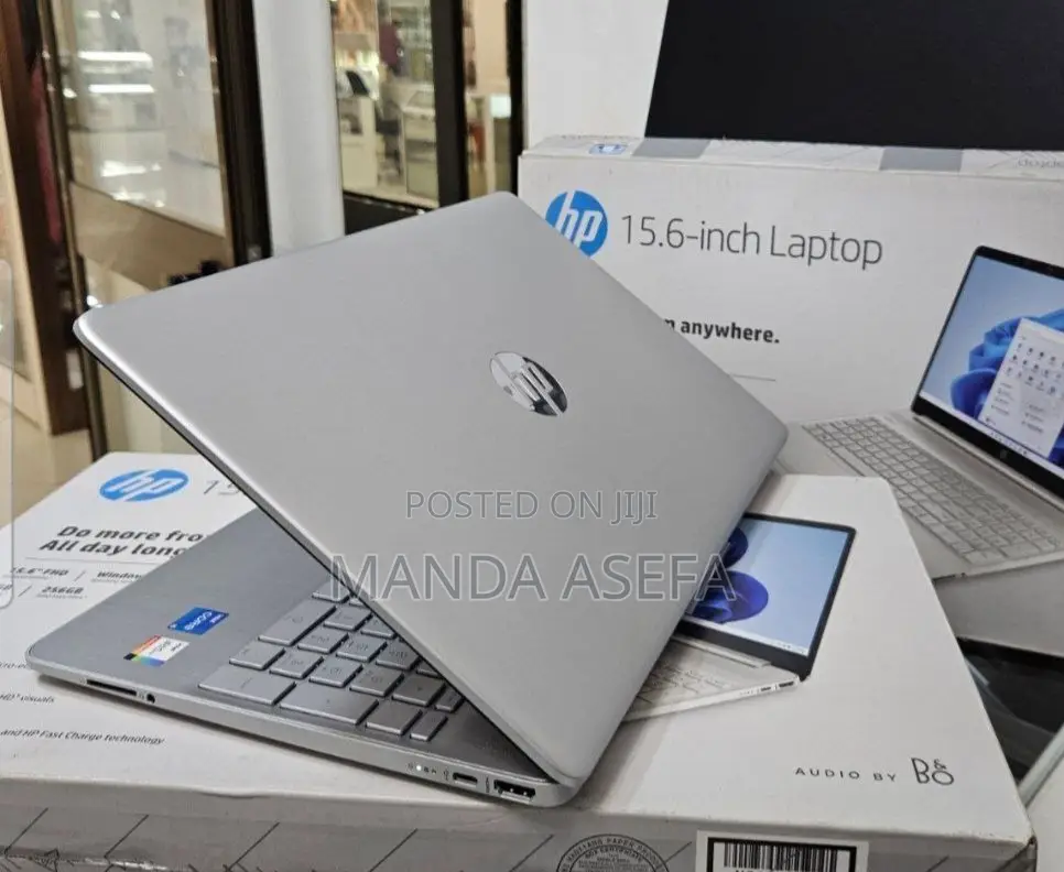 New Laptop HP Stream Notebook 8GB Intel Core I5 SSD 256GB