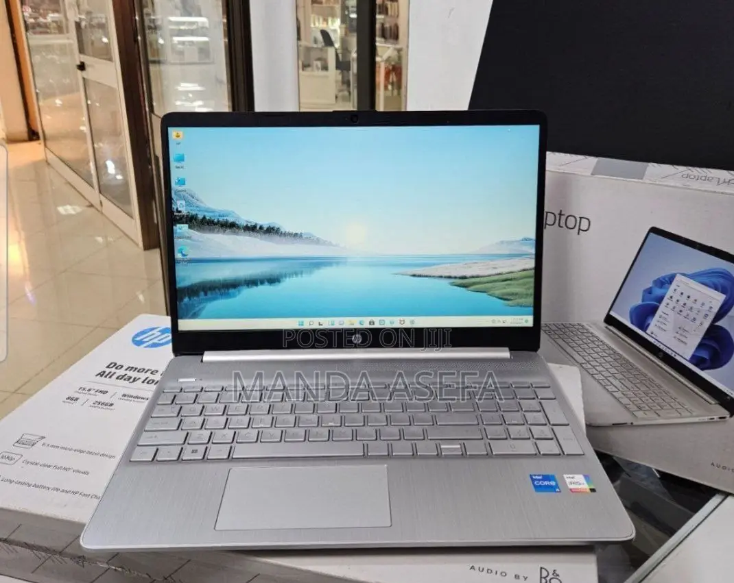 New Laptop HP Stream Notebook 8GB Intel Core I5 SSD 256GB